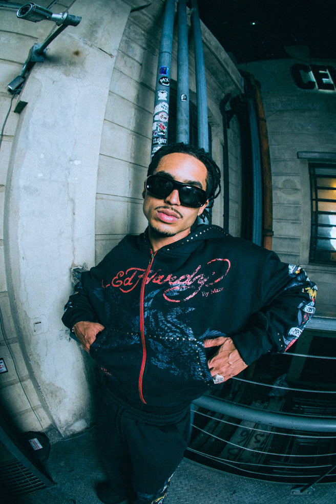 XTRANHO "BY MATUÊ" MOLETOM ZIP UP PRETO